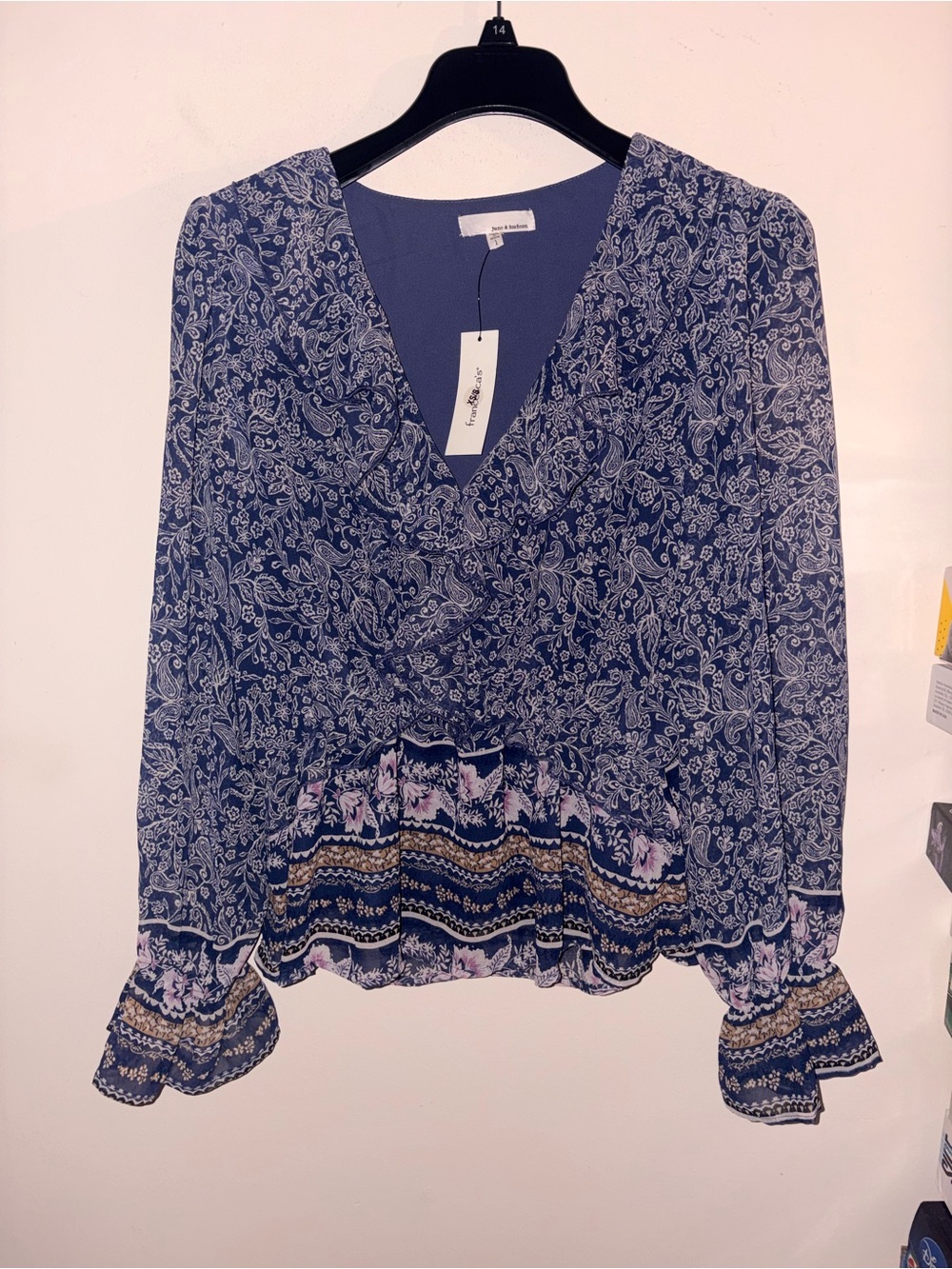 NWT Francesca’s June & Hudson size L
